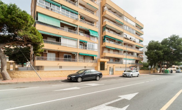 Herverkoop - Appartement / flat -
Torrevieja - torrevieja