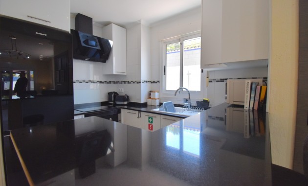 Venta - Apartamento / piso -
Orihuela Costa - Villamartin
