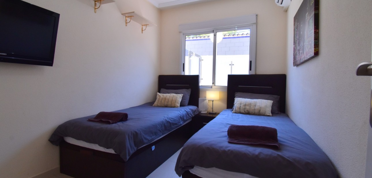 Venta - Apartamento / piso -
Orihuela Costa - Villamartin