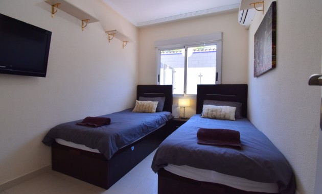 Venta - Apartamento / piso -
Orihuela Costa - Villamartin