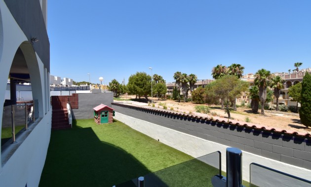 Venta - Apartamento / piso -
Orihuela Costa - Villamartin