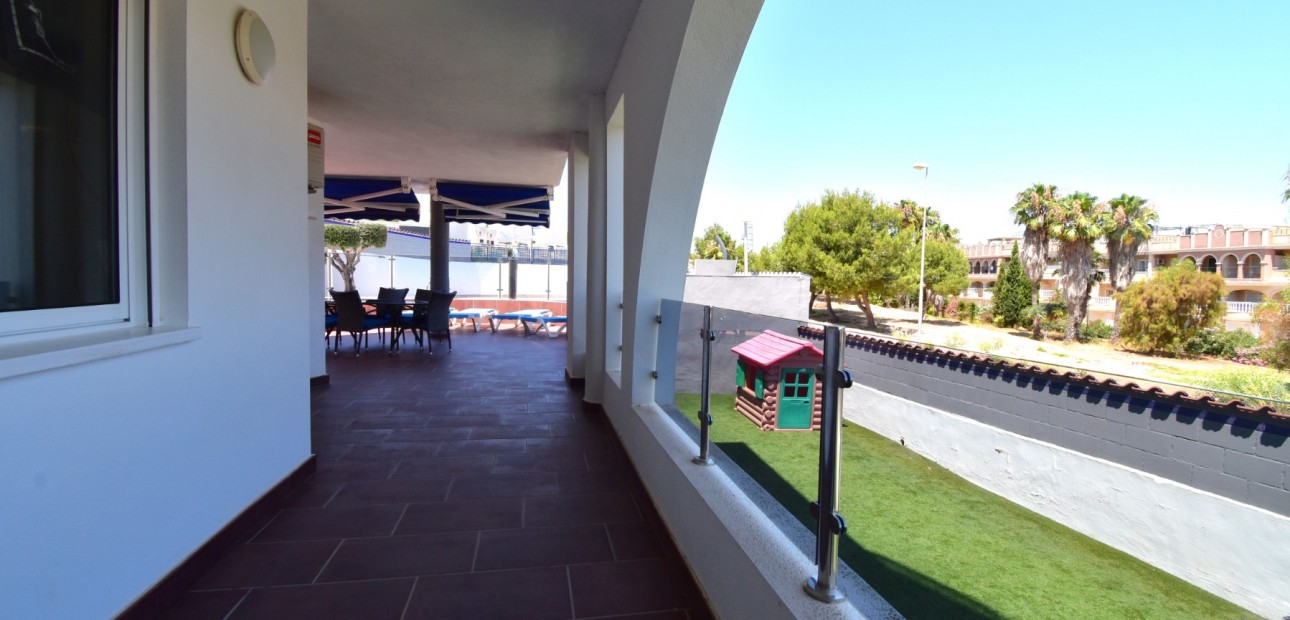Venta - Apartamento / piso -
Orihuela Costa - Villamartin