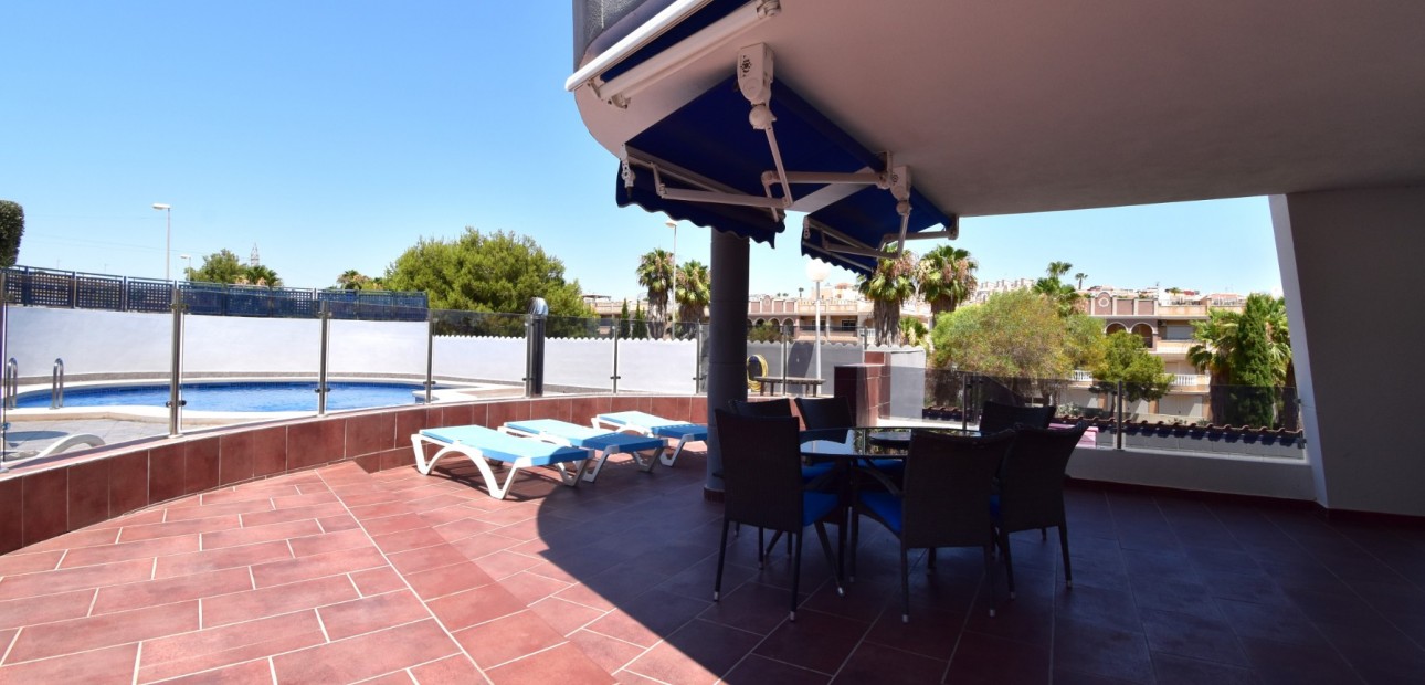 Venta - Apartamento / piso -
Orihuela Costa - Villamartin