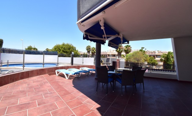 Venta - Apartamento / piso -
Orihuela Costa - Villamartin