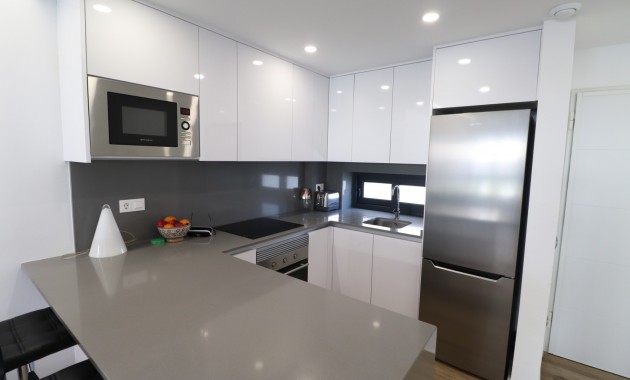 Venta - Apartamento / piso -
Orihuela Costa - Villamartin