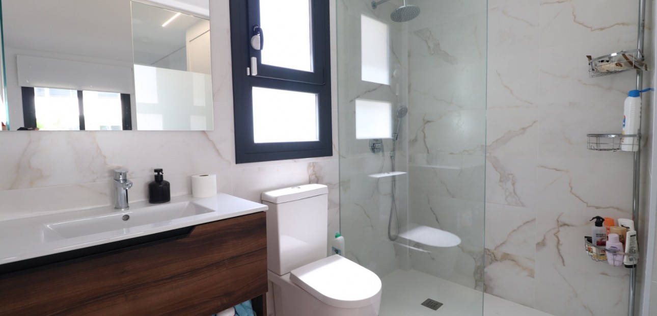 Venta - Apartamento / piso -
Orihuela Costa - Villamartin
