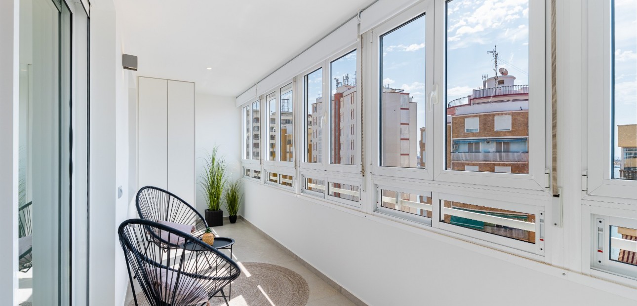 Herverkoop - Apartment - Penthouse -
Torrevieja