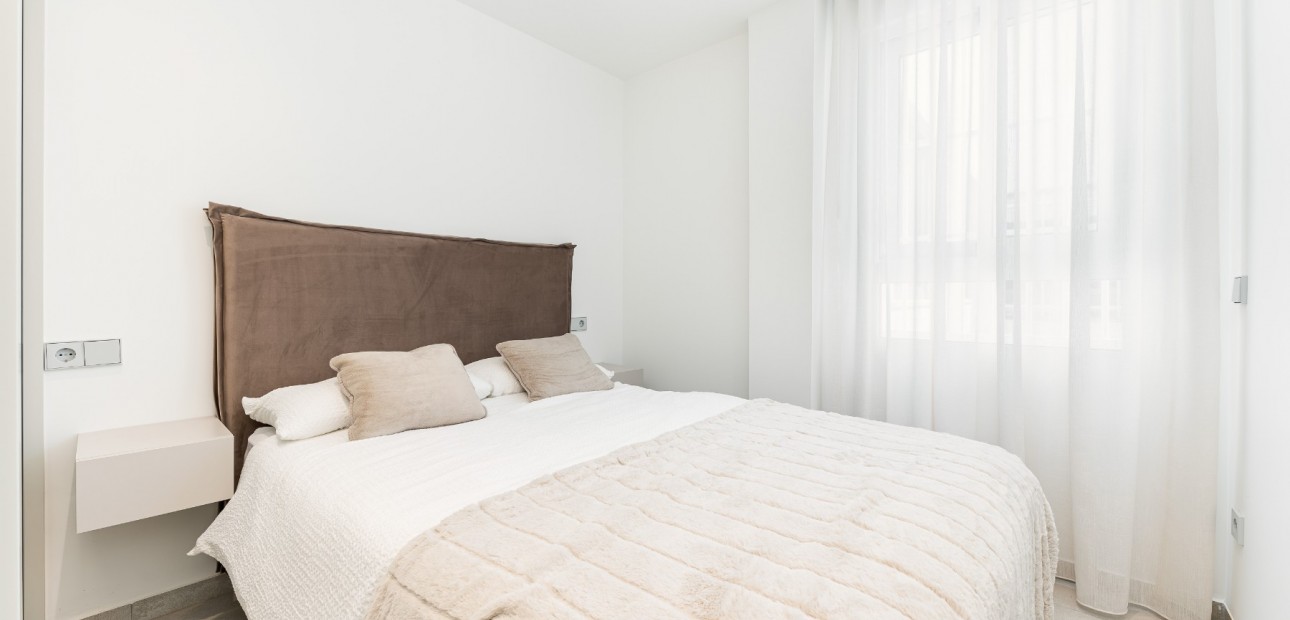 Herverkoop - Apartment - Penthouse -
Torrevieja