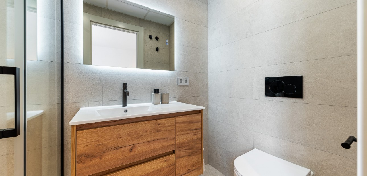 Herverkoop - Apartment - Penthouse -
Torrevieja