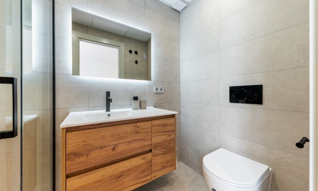 Herverkoop - Apartment - Penthouse -
Torrevieja