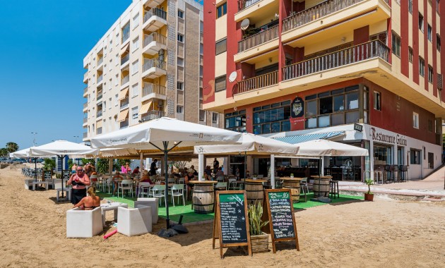 Herverkoop - Apartment - Penthouse -
Torrevieja