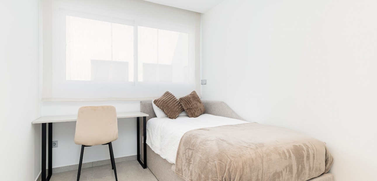Herverkoop - Apartment - Penthouse -
Torrevieja