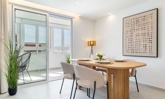 Herverkoop - Apartment - Penthouse -
Torrevieja