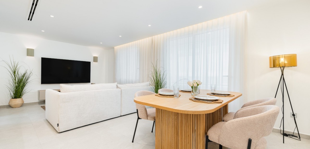 Herverkoop - Apartment - Penthouse -
Torrevieja