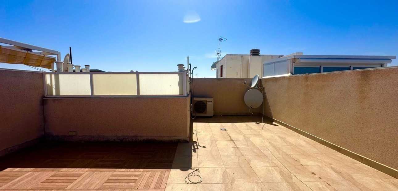 Herverkoop - Penthouse -
Torrevieja - torrevieja