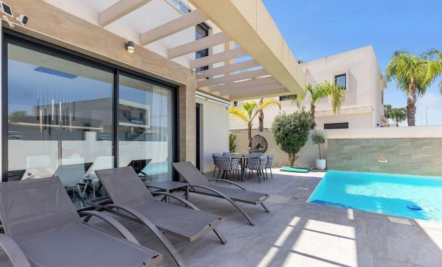 Venta - Villa -
Torrevieja - Torretas