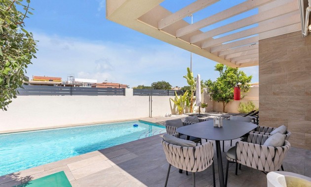 Venta - Villa -
Torrevieja - Torretas