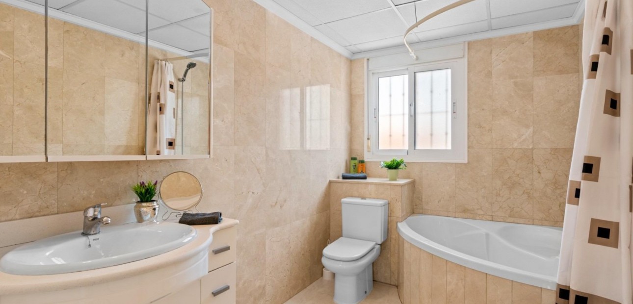 Herverkoop - Terraced house -
Ciudad quesada - Costa blanca sur