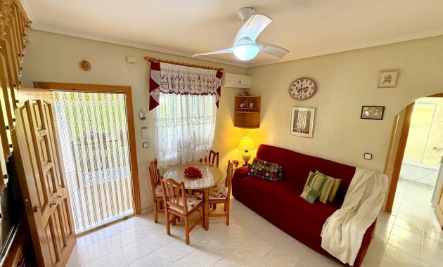 Sale - Villa -
Orihuela Costa - Villamartín-Las Filipinas