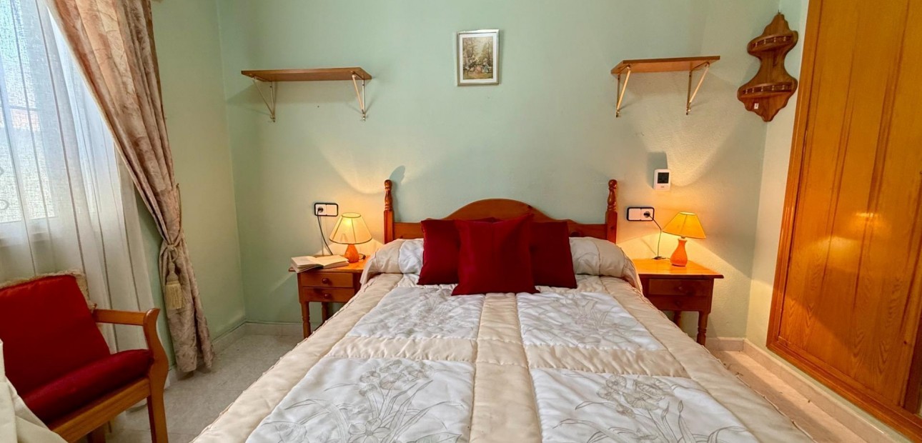 Sale - Villa -
Orihuela Costa - Villamartín-Las Filipinas