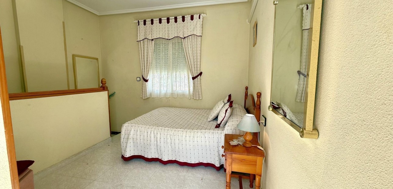 Sale - Villa -
Orihuela Costa - Villamartín-Las Filipinas