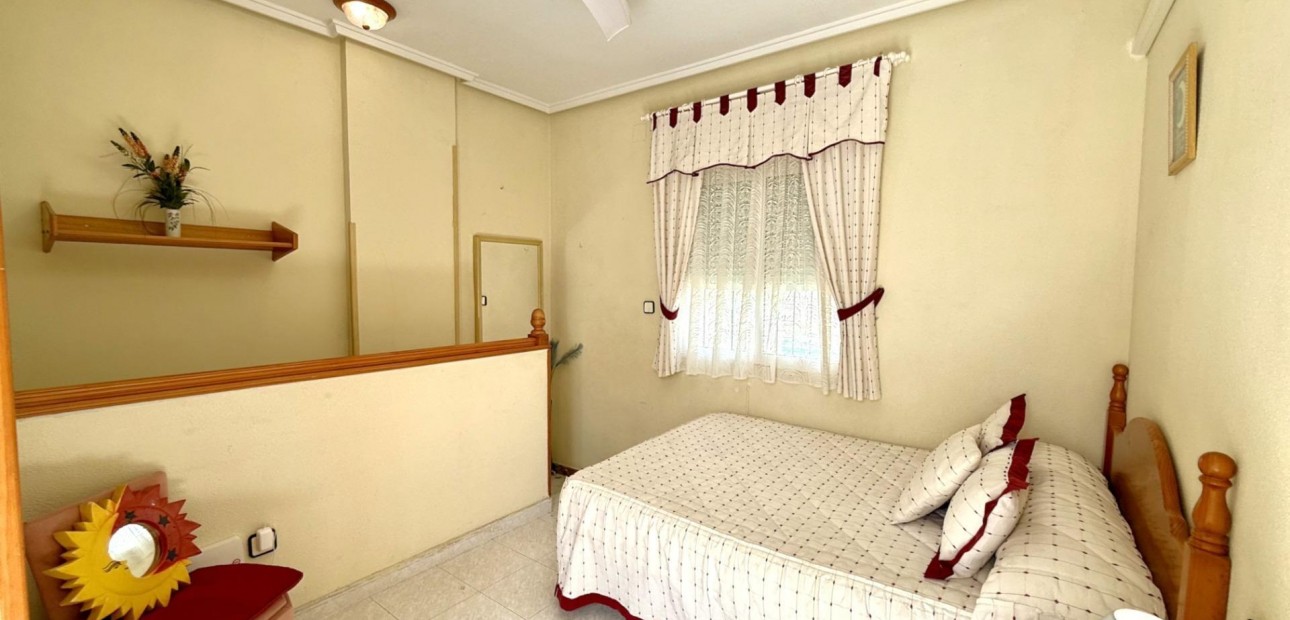Sale - Villa -
Orihuela Costa - Villamartín-Las Filipinas