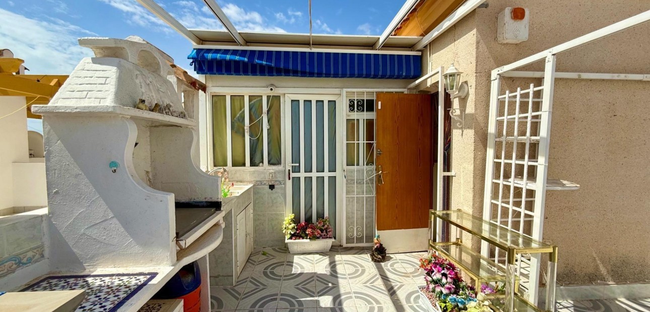 Sale - Villa -
Orihuela Costa - Villamartín-Las Filipinas