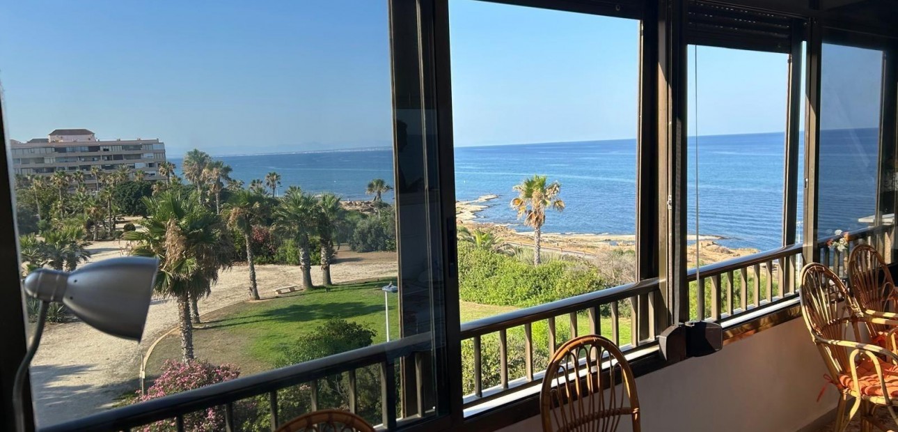 Venta - Apartamento / piso -
Torrevieja - Cabo cervera