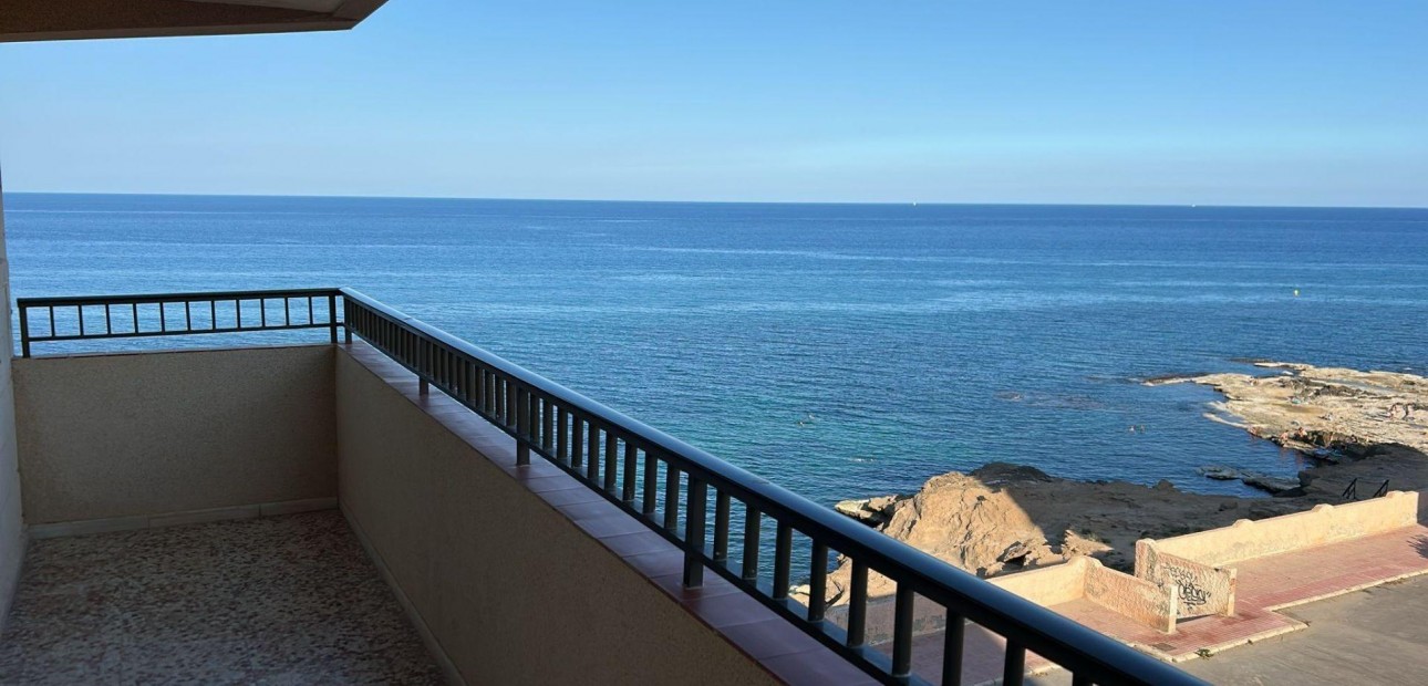 Venta - Apartamento / piso -
Torrevieja - Cabo cervera