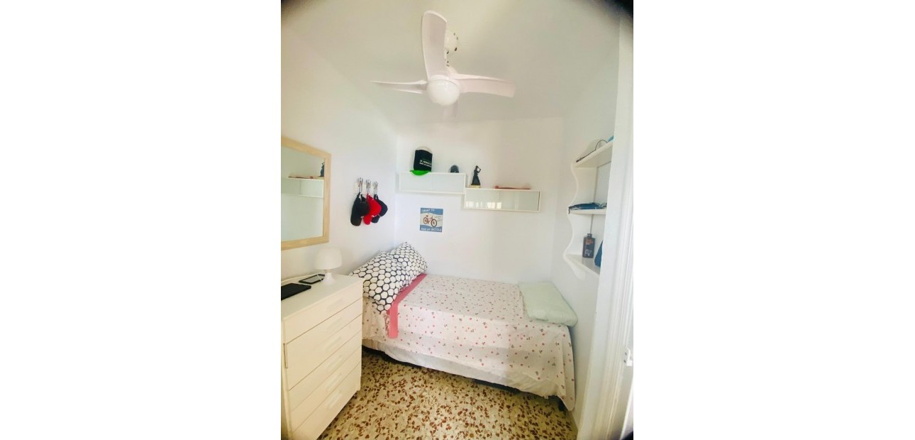 Venta - Apartamento / piso -
Torrevieja - Cabo cervera