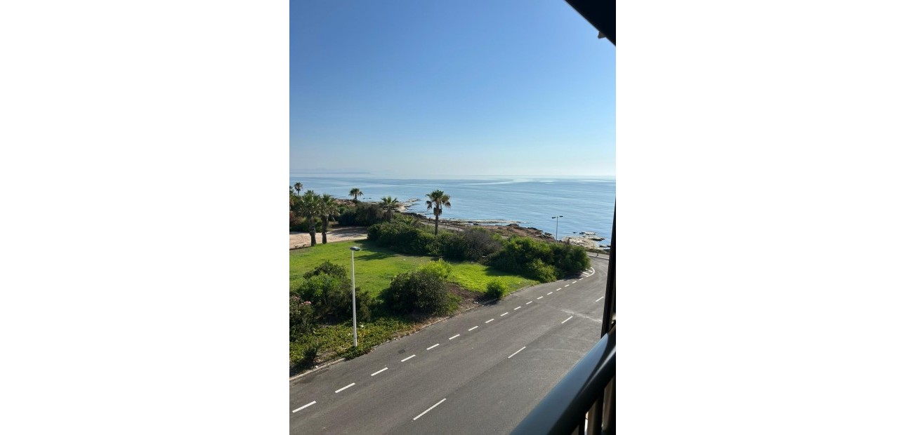 Venta - Apartamento / piso -
Torrevieja - Cabo cervera