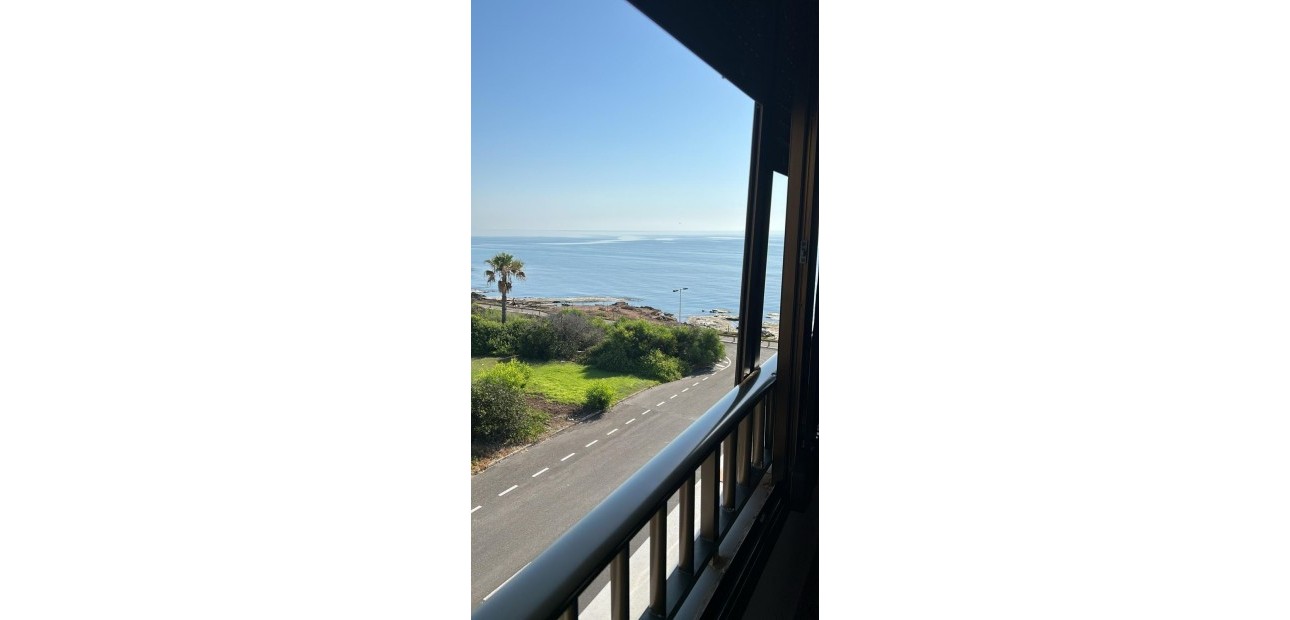 Venta - Apartamento / piso -
Torrevieja - Cabo cervera