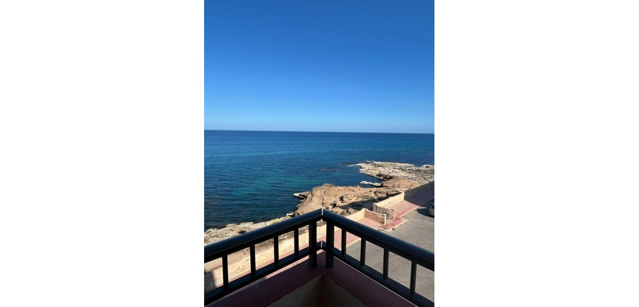 Venta - Apartamento / piso -
Torrevieja - Cabo cervera