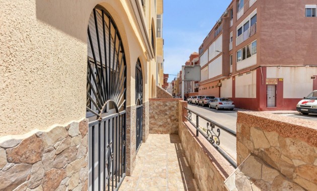 Venta - Apartamento / piso -
Torrevieja - La Mata pueblo