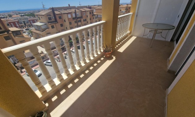 Sale - Apartment / flat -
Torrevieja - Torreblanca