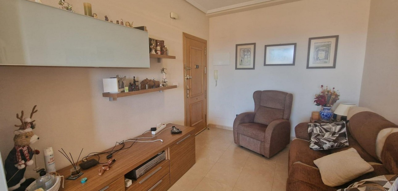 Sale - Apartment / flat -
Torrevieja - Torreblanca