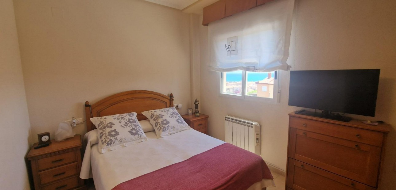 Sale - Apartment / flat -
Torrevieja - Torreblanca