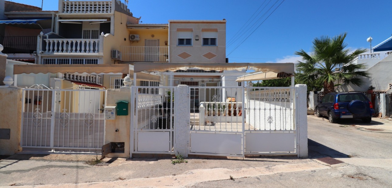Venta - Adosado -
Torrevieja - Torretas
