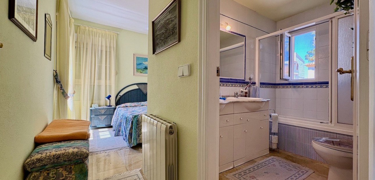 Sale - Single Family Home -
Orihuela - Villamartin