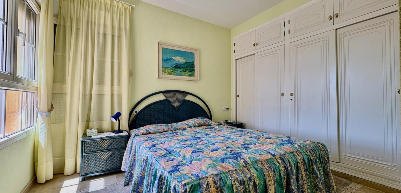 Sale - Single Family Home -
Orihuela - Villamartin
