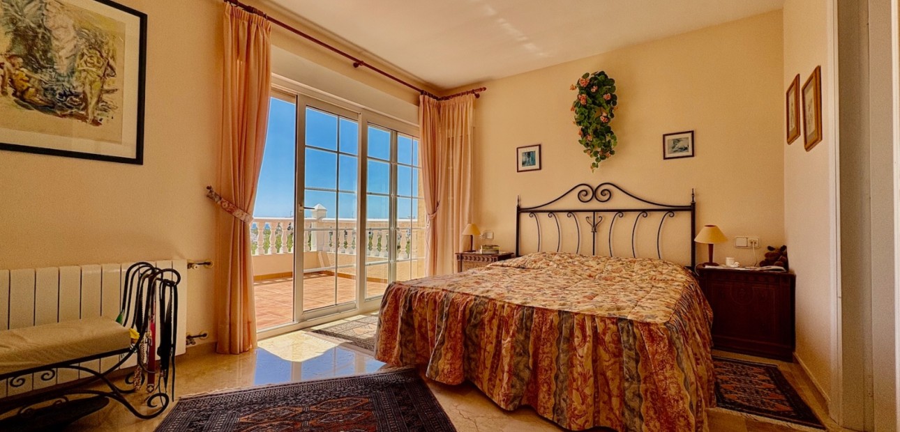 Sale - Single Family Home -
Orihuela - Villamartin