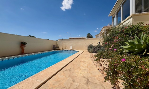 Sale - Single Family Home -
Orihuela - Villamartin