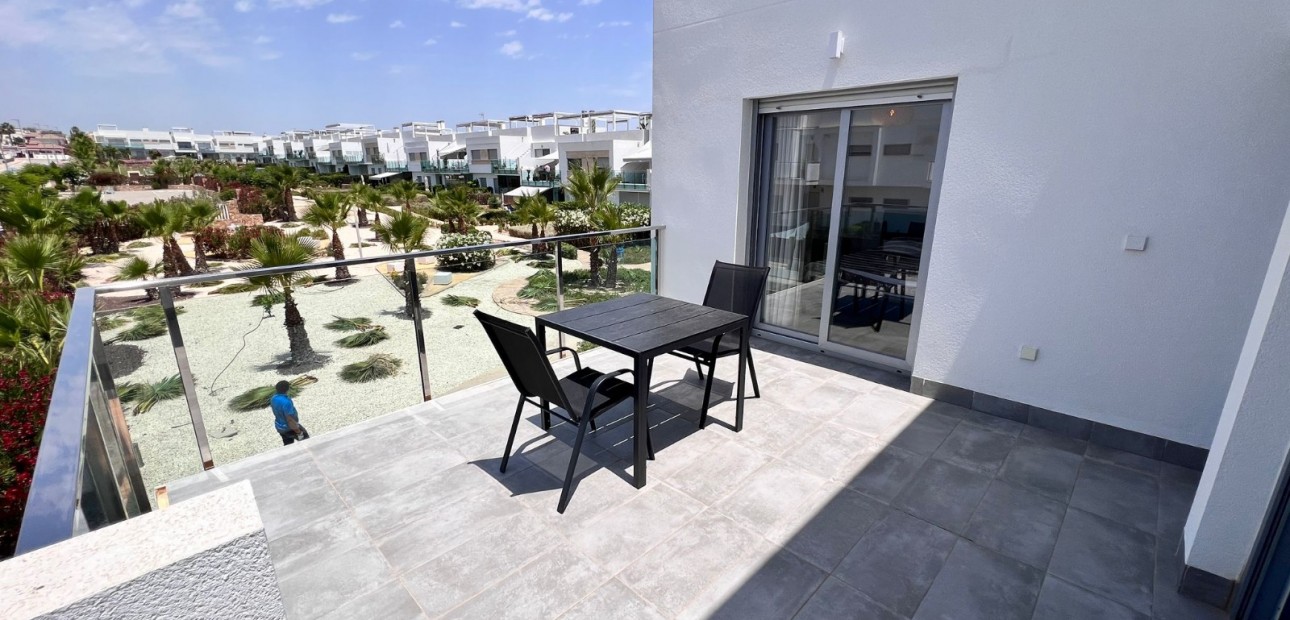 Venta - Apartment flat -
Entre Naranjos Vistabella Golf