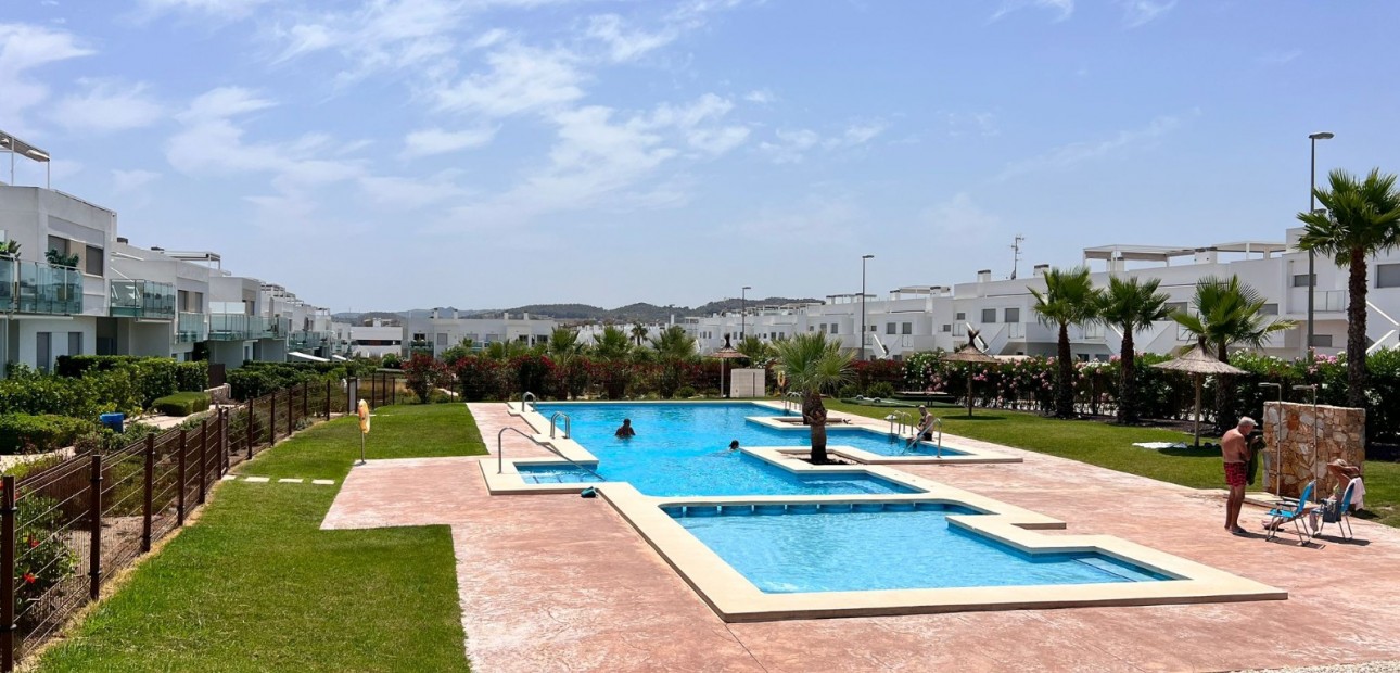 Venta - Apartment flat -
Entre Naranjos Vistabella Golf