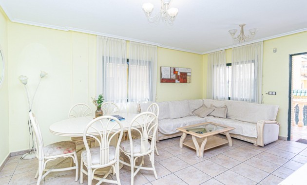 Venta - Villa -
Orihuela Costa - PAU 8