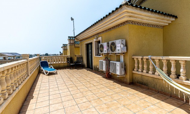 Venta - Villa -
Orihuela Costa - PAU 8