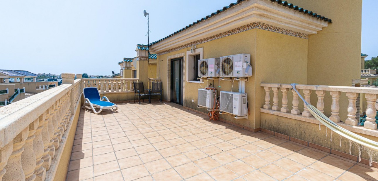 Venta - Villa -
Orihuela Costa - PAU 8