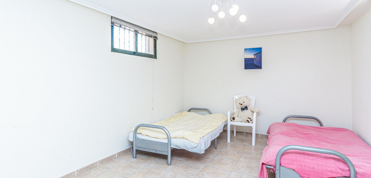 Venta - Villa -
Orihuela Costa - PAU 8