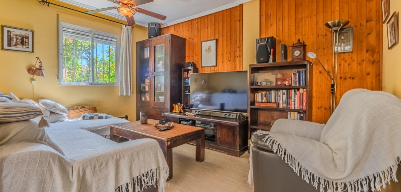 Herverkoop - Quad Villa -
Ciudad Quesada - Lo Marabu