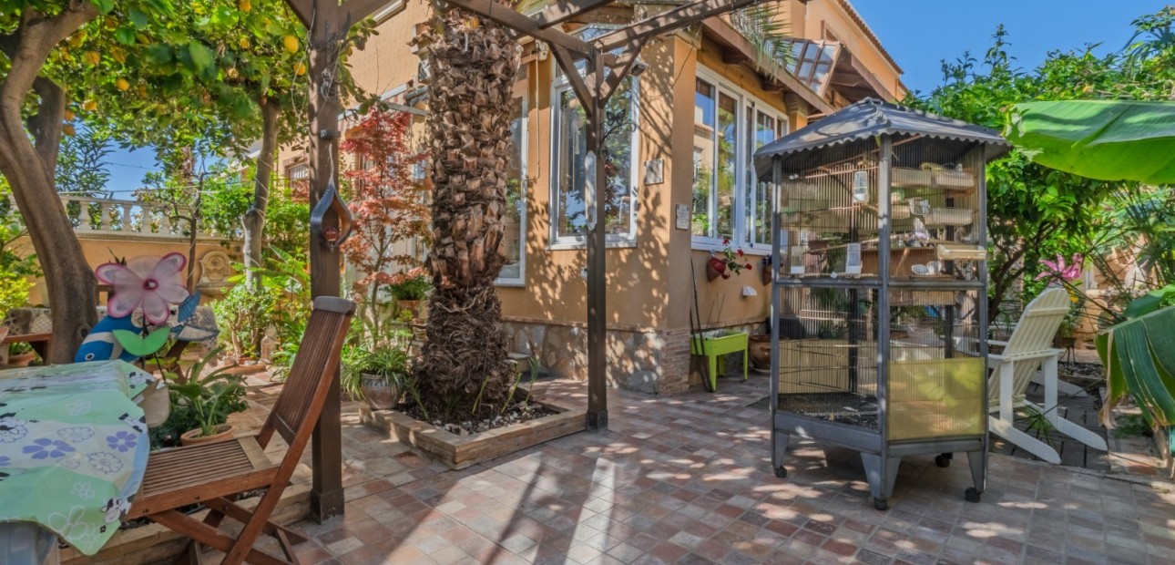 Herverkoop - Quad Villa -
Ciudad Quesada - Lo Marabu